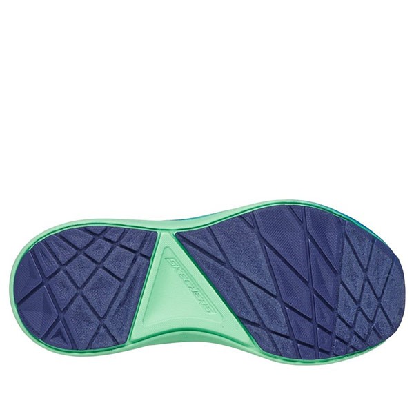 MAX CUSHIONING ASCENDER